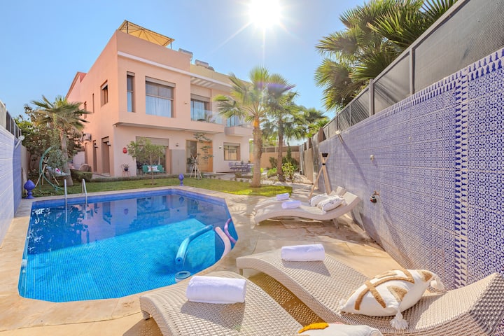 Belle villa 4 chambres avec piscine à Targa